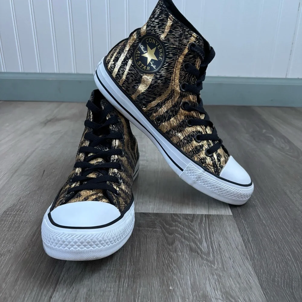 Converse All Star High Top Gold and Black Women's size 7.5 Sneaker - Picture 13 of 14